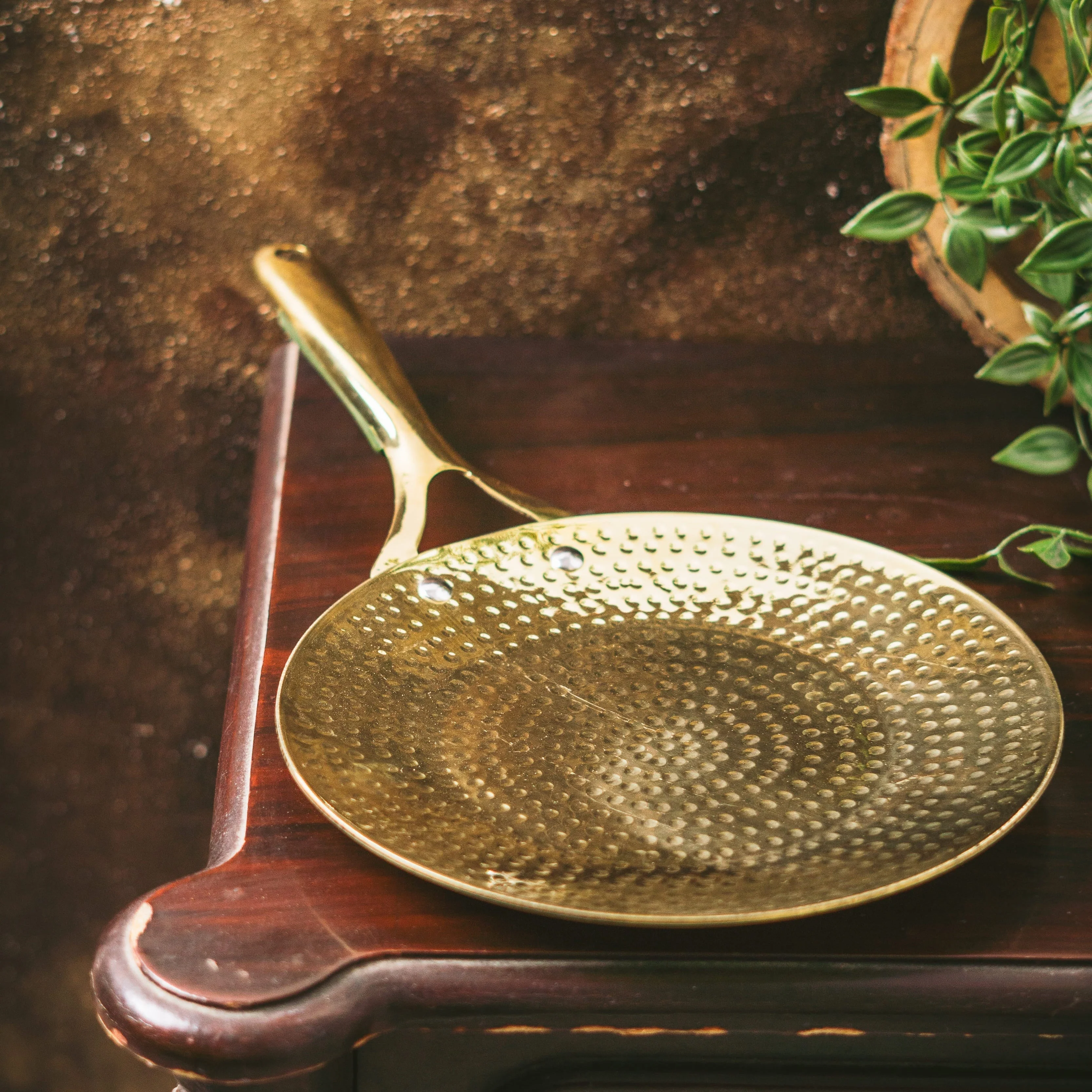 Brass Roti Tawa with Insulated handles- Tawa/Griddle Pan - Image 12