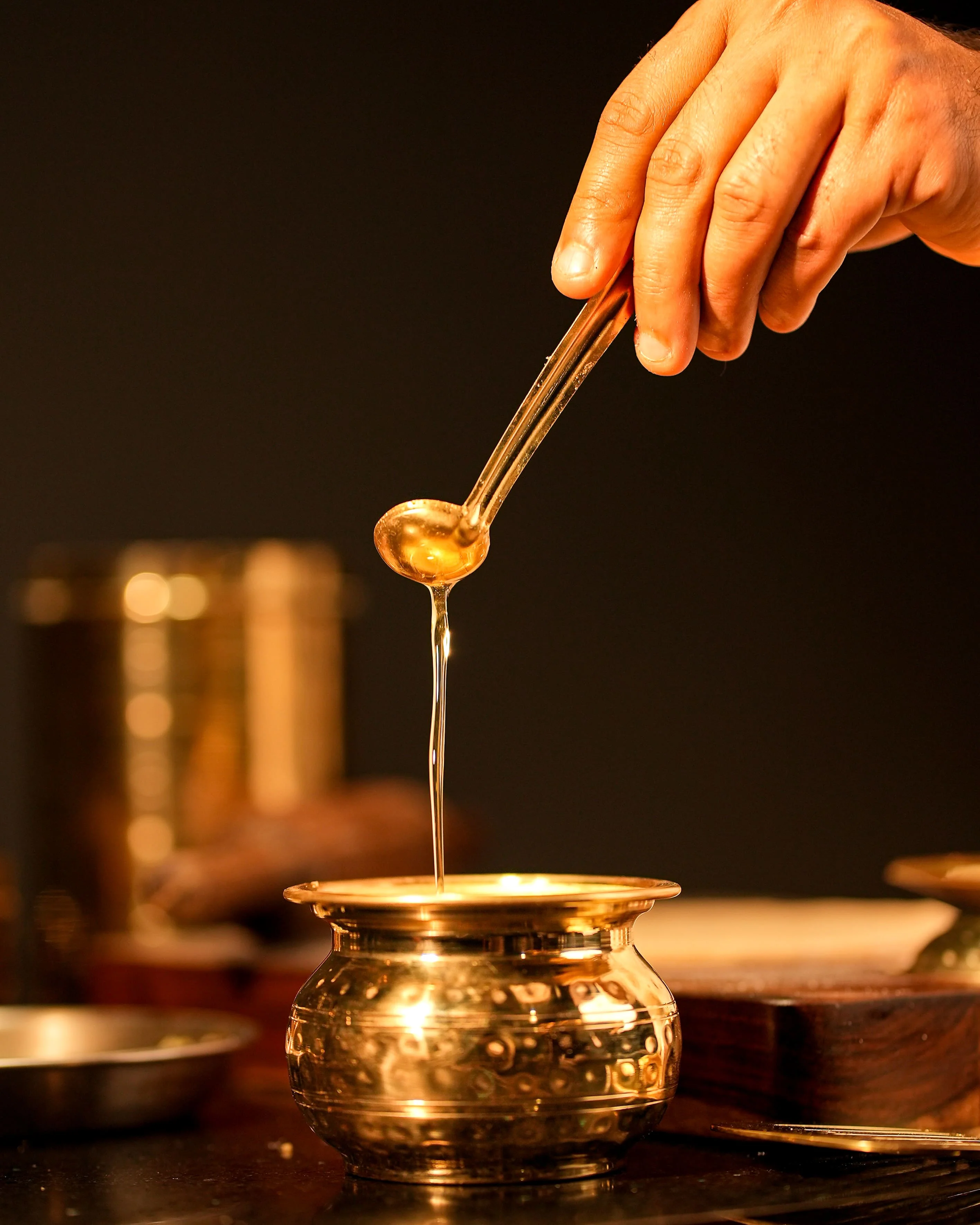 Brass Ghee pot/ Clarified butter pot - Image 10